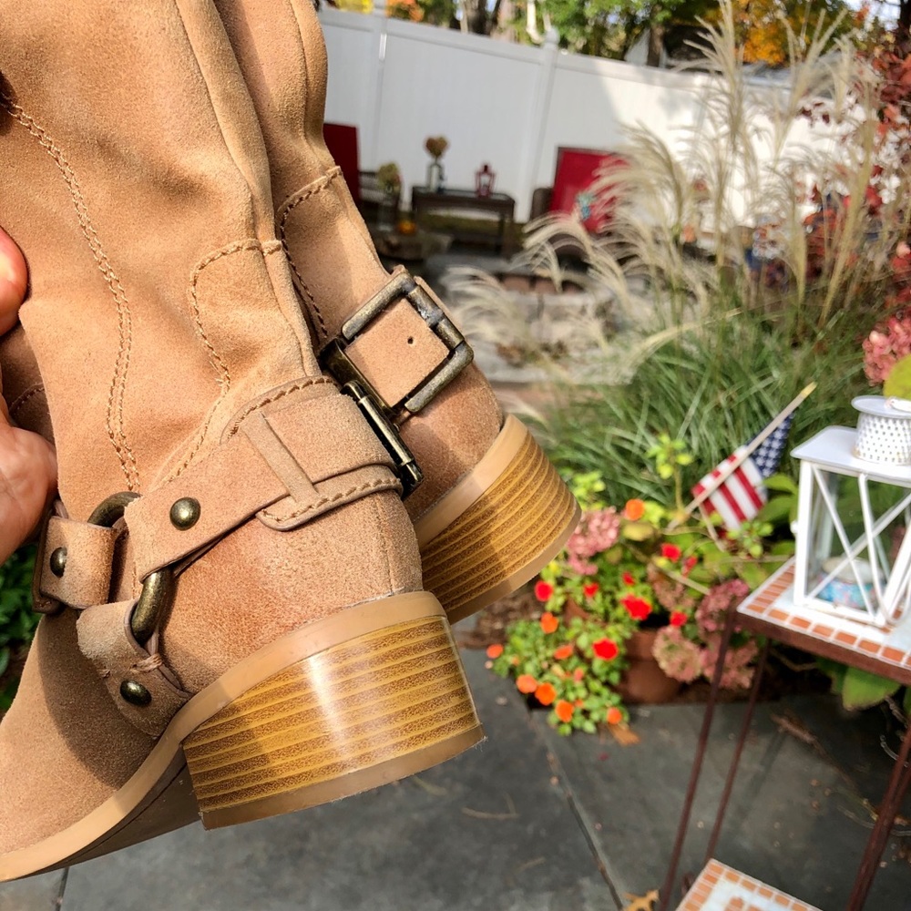Jessica Simpson Tan Suede Boots - Picture 6 of 13